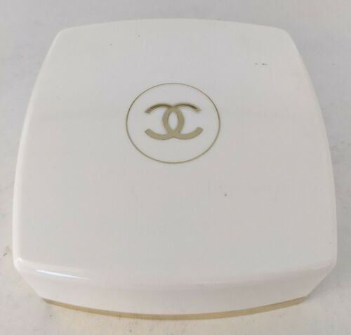 Vintage Chanel No 5 Luxury Bath Powder 2 Oz